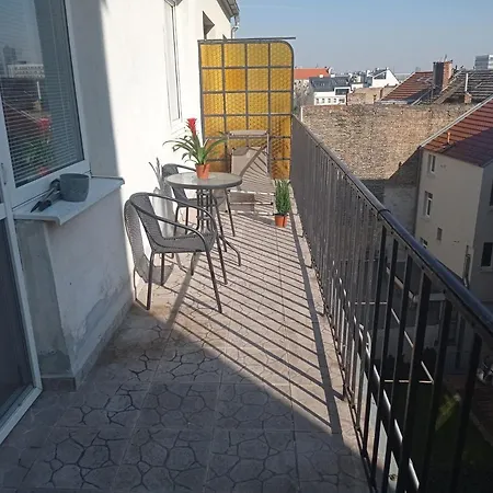 Amazing Flat In Old Town With Large Balcony Lejlighed Bratislava